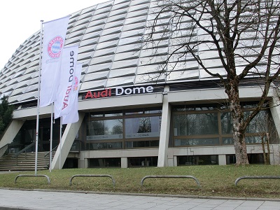 Audi Dome von außen