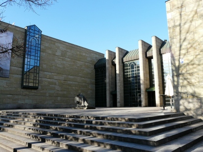 Neue Pinakothek von außen