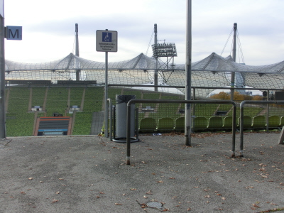 Olympiastadion: Plätze für Rollstuhlfahrer