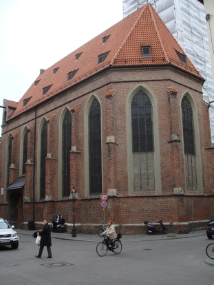 St. Salvator von außen