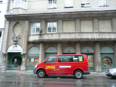 Theater für Kinder von außen